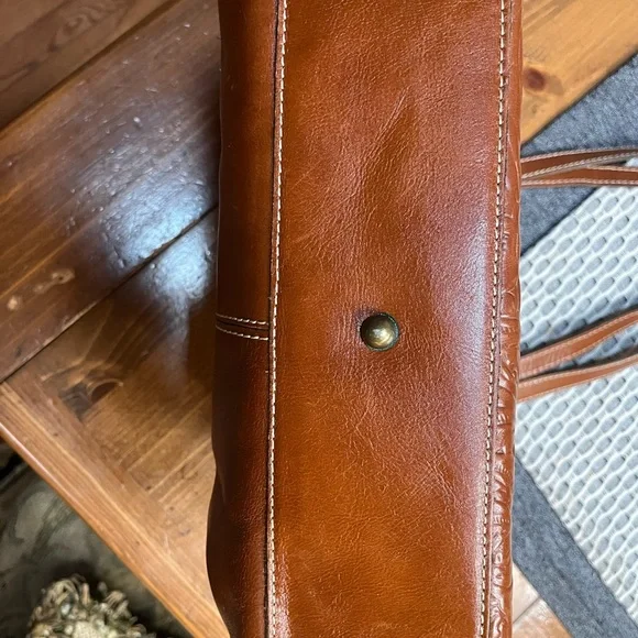 Patricia Nash Embossed Tan Leather Briefcase purse - Picture 4 of 11